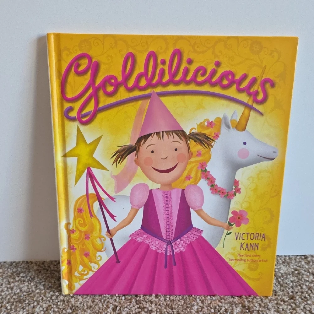 Goldilicious and Emeraldalicious By Victoria Kann Hardcover Books